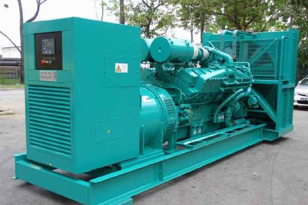 赫章柴油发电机组电压不稳定怎样维修？