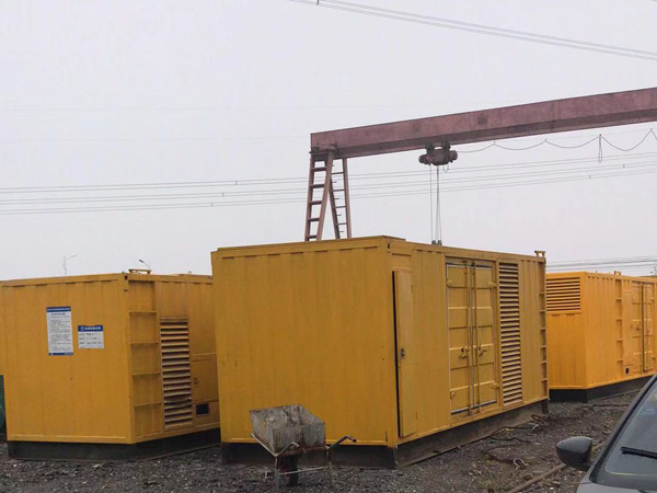 赫章100kw柴油发电机组每小时油耗？